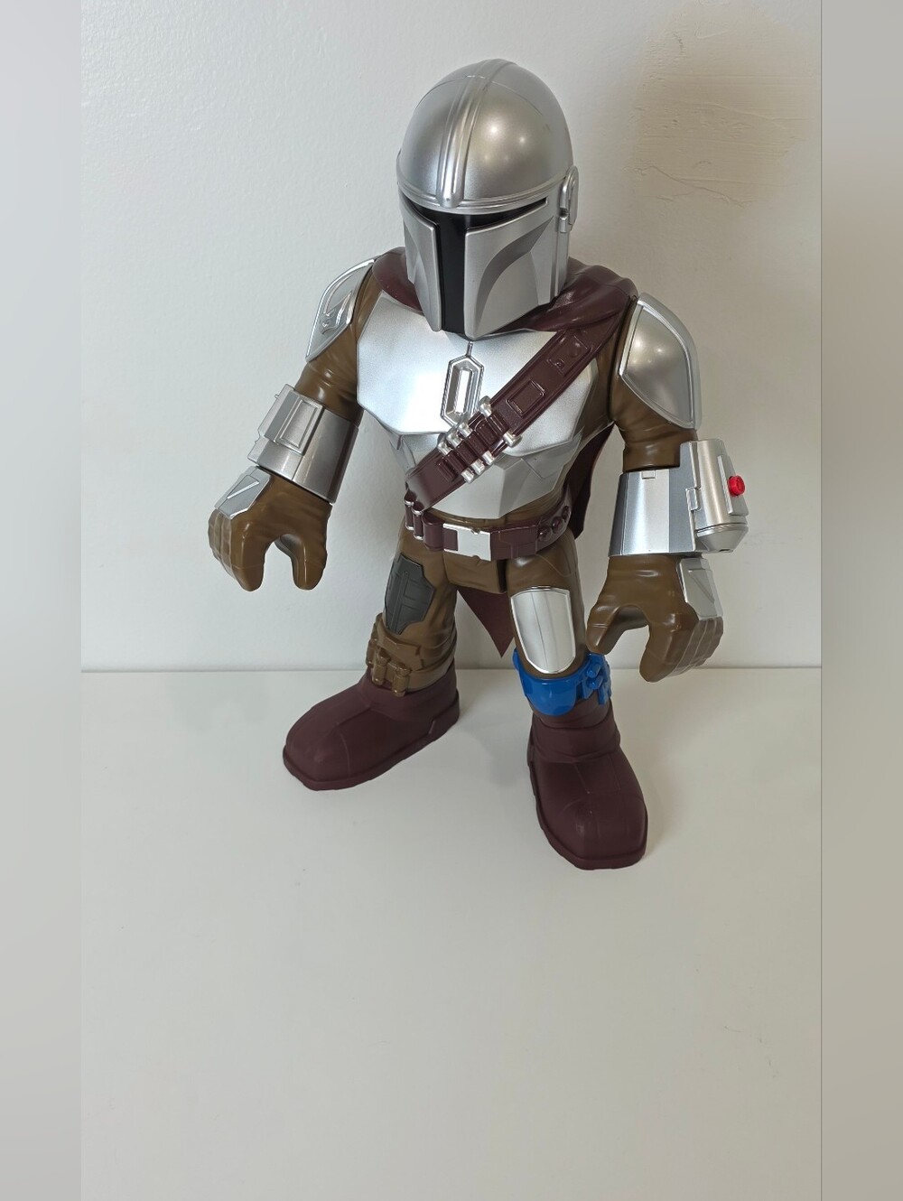Fisher-Price Imaginext Star Wars Toy The Mandalorian XXL Figure, 16+ Inch Tall